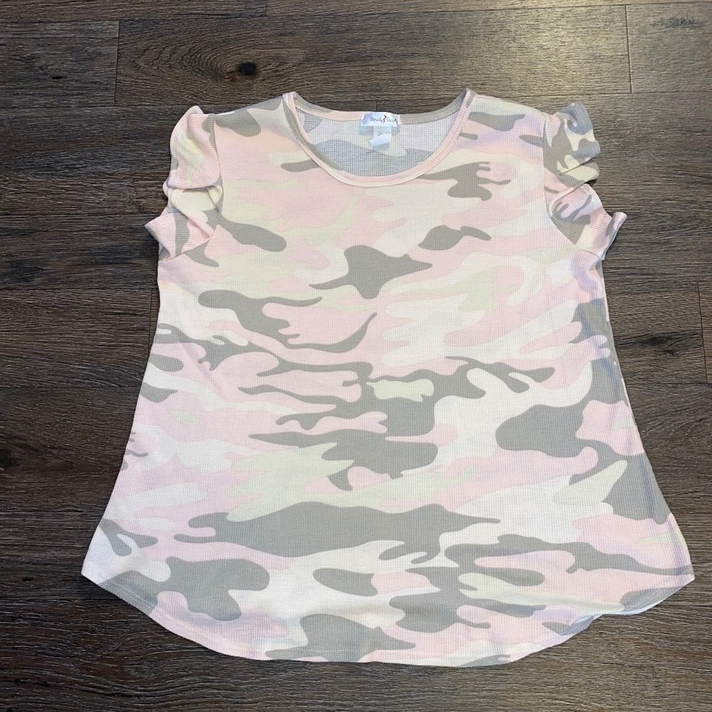 Perfectly Priscilla size 1x ladies top